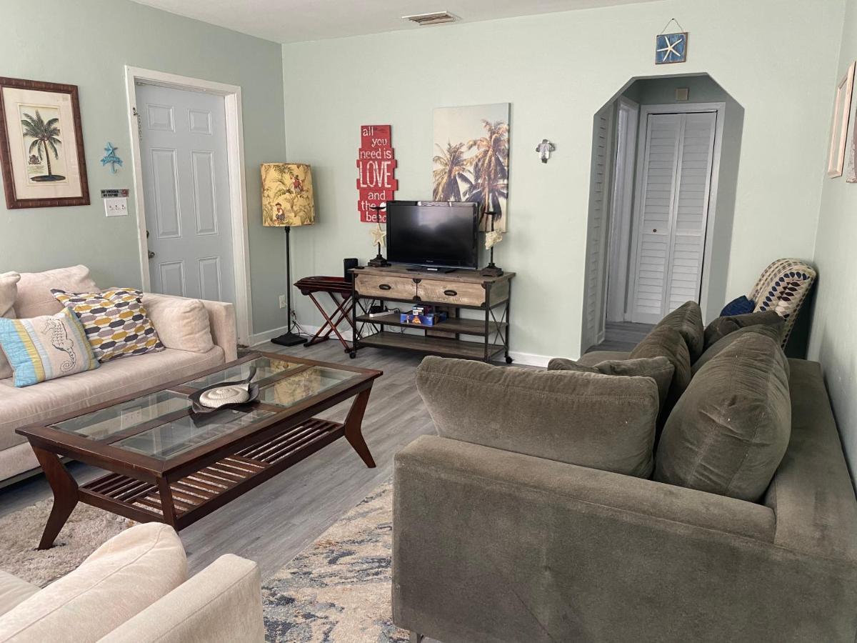 5 Min To Beach Large Living Room Fenced Backyard Bbq Firepit Driveway Boat Parking Lake Worth Beach Buitenkant foto