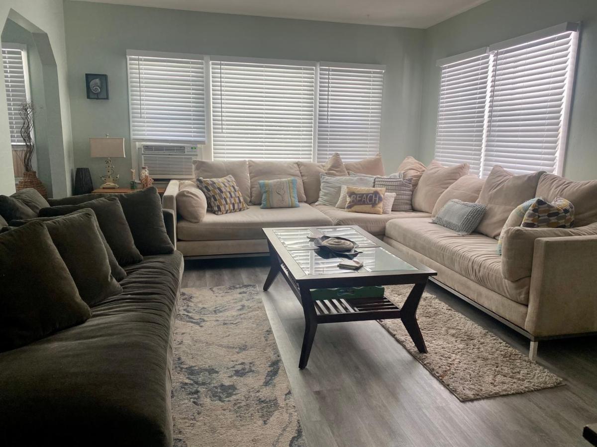 5 Min To Beach Large Living Room Fenced Backyard Bbq Firepit Driveway Boat Parking Lake Worth Beach Buitenkant foto